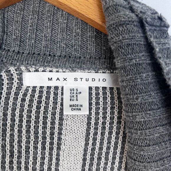 Max Studio Gray White Striped Shawl Collar Open Front Cardigan Thumbholes Sz SM - Picture 5 of 8